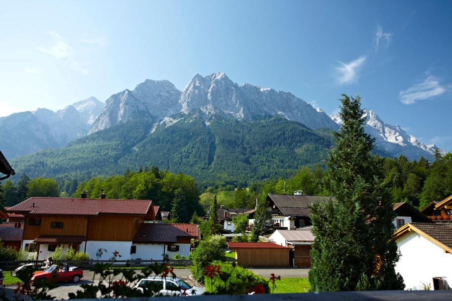 Hotel Garni Jaegerhof Grainau Exterior foto